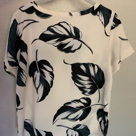 Ann Taylor M blouse - Picture 2 of 2